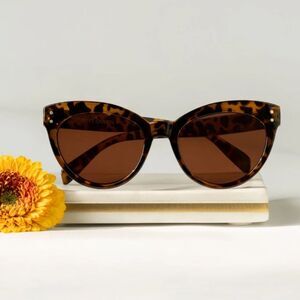 NEW Saint Owen X Curateur WYLDE Tortoise Shell Sunglasses with Faux Leather Case